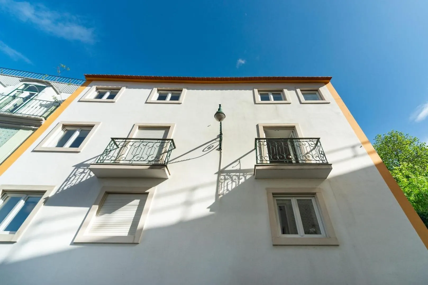 Gorgeous Rooftop 2-Bed Apt 250M To Intendente Sq Lisboa Apartman