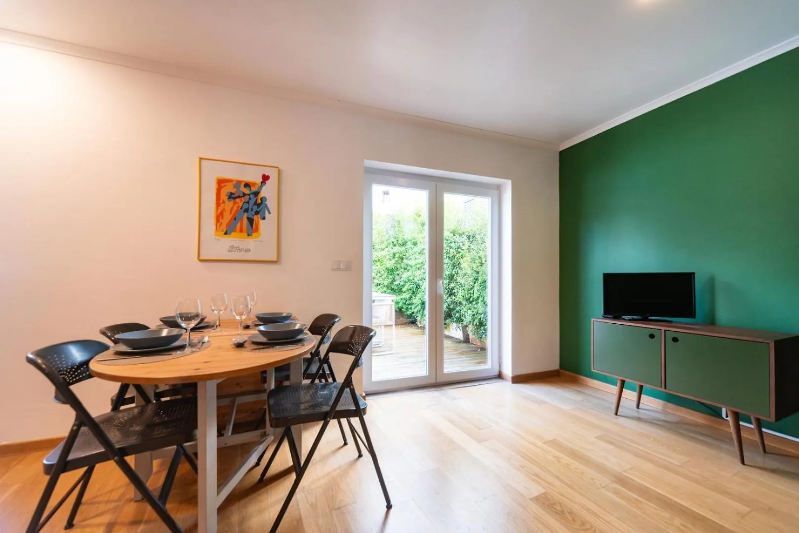 Gorgeous Rooftop 2-Bed Apt 250M To Intendente Sq Lisboa 0*,  Πορτογαλία