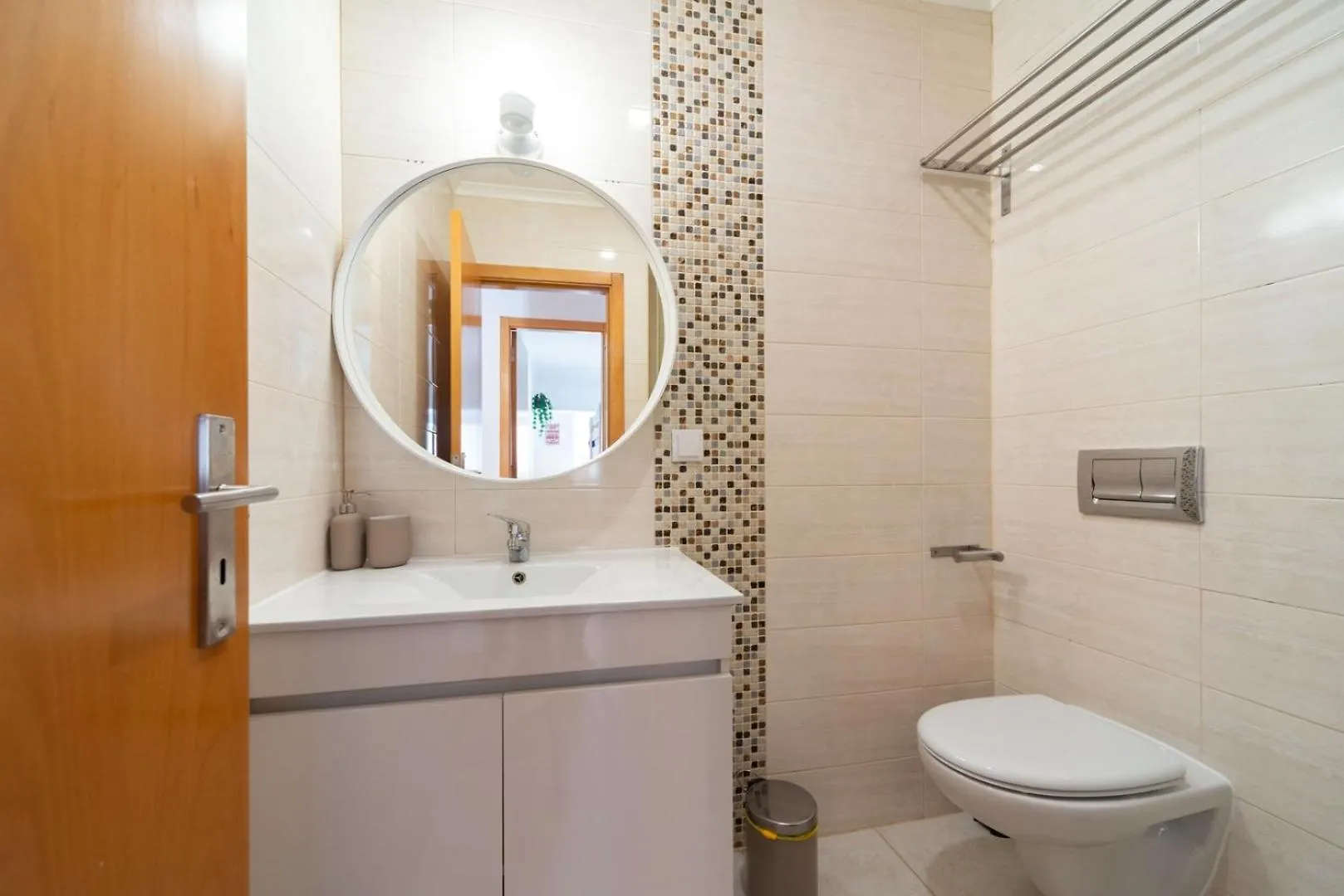 Διαμέρισμα Gorgeous Rooftop 2-Bed Apt 250M To Intendente Sq Lisboa Πορτογαλία