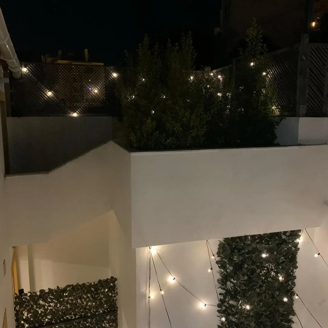 Gorgeous Rooftop 2-Bed Apt 250M To Intendente Sq Lisboa